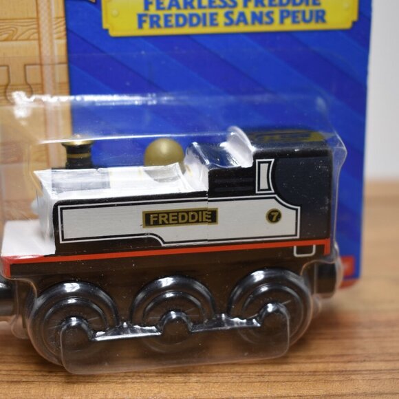 Fearless Freddie Thomas & Friends Wooden Railway Engine Train Fisher Price New - Picture 6 of 9
